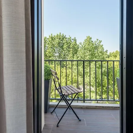 Tpc Autumn Willow Apartment
