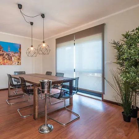 Tpc Autumn Willow Apartment