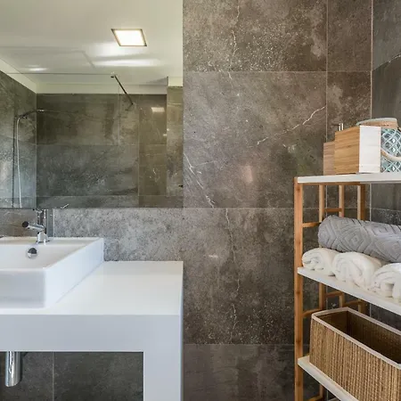 Tpc Autumn Willow Apartment Porto