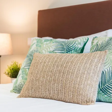 Tpc Autumn Willow Apartment *